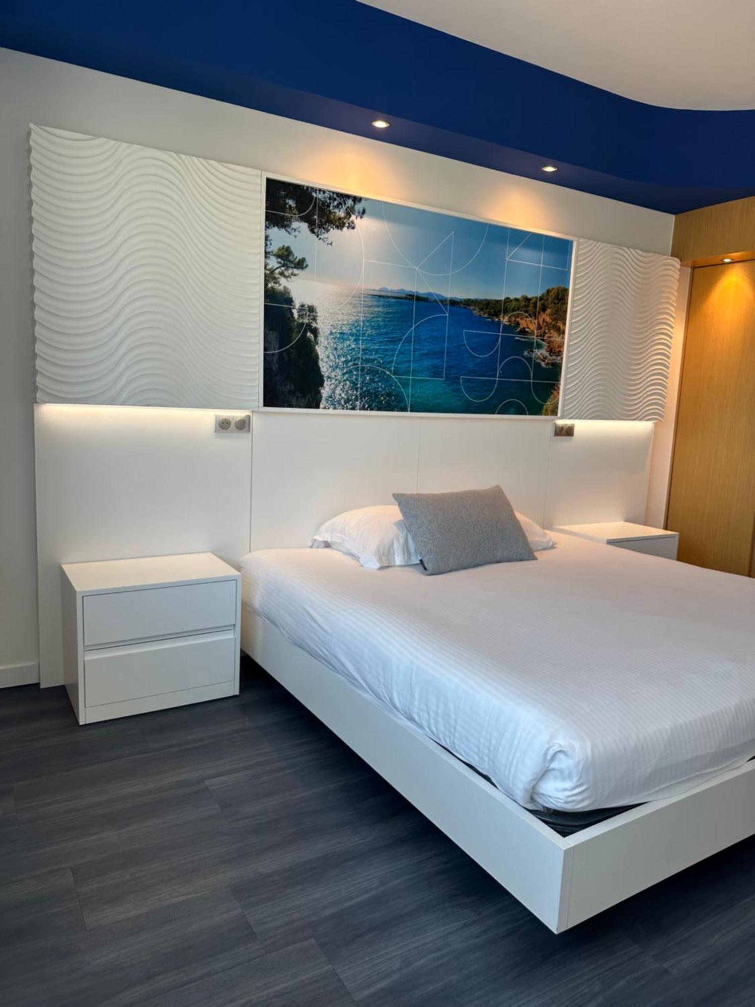 Marineland Hotel